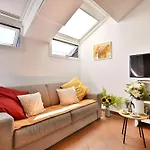 Apartment Nido Nel Cielo By Theater *